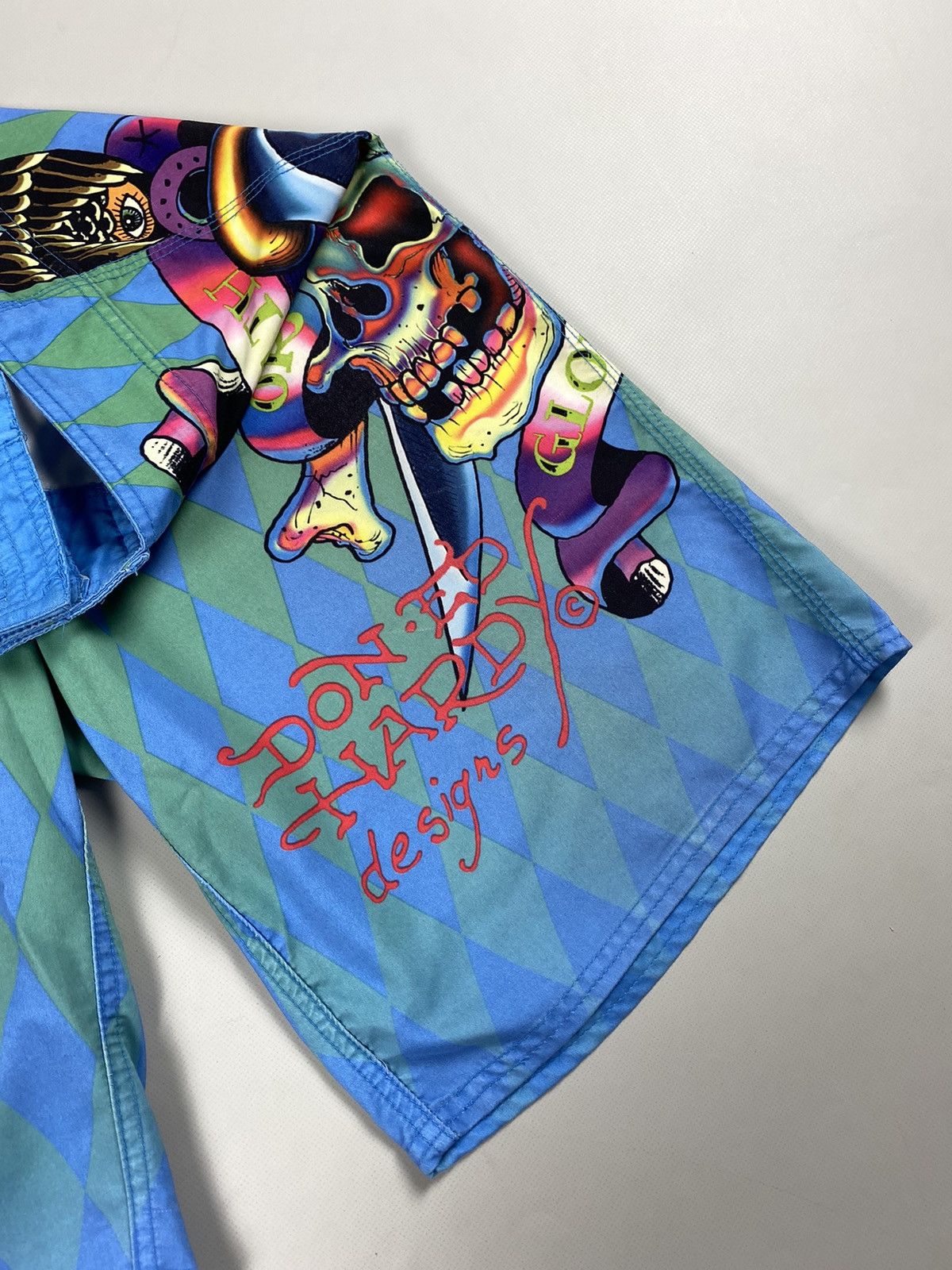 Ed Hardy Ed Hardy Y2K men’s overprinted surf swim shorts size ~ 32 Size US 32 / EU 48 - 16 Thumbnail