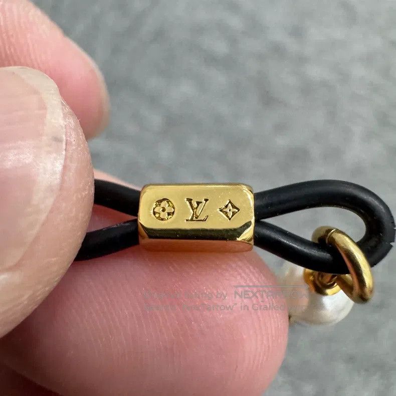 Louis Vuitton Louis Vuitton Pearl reading glasses chain Size ONE SIZE - 4 Thumbnail