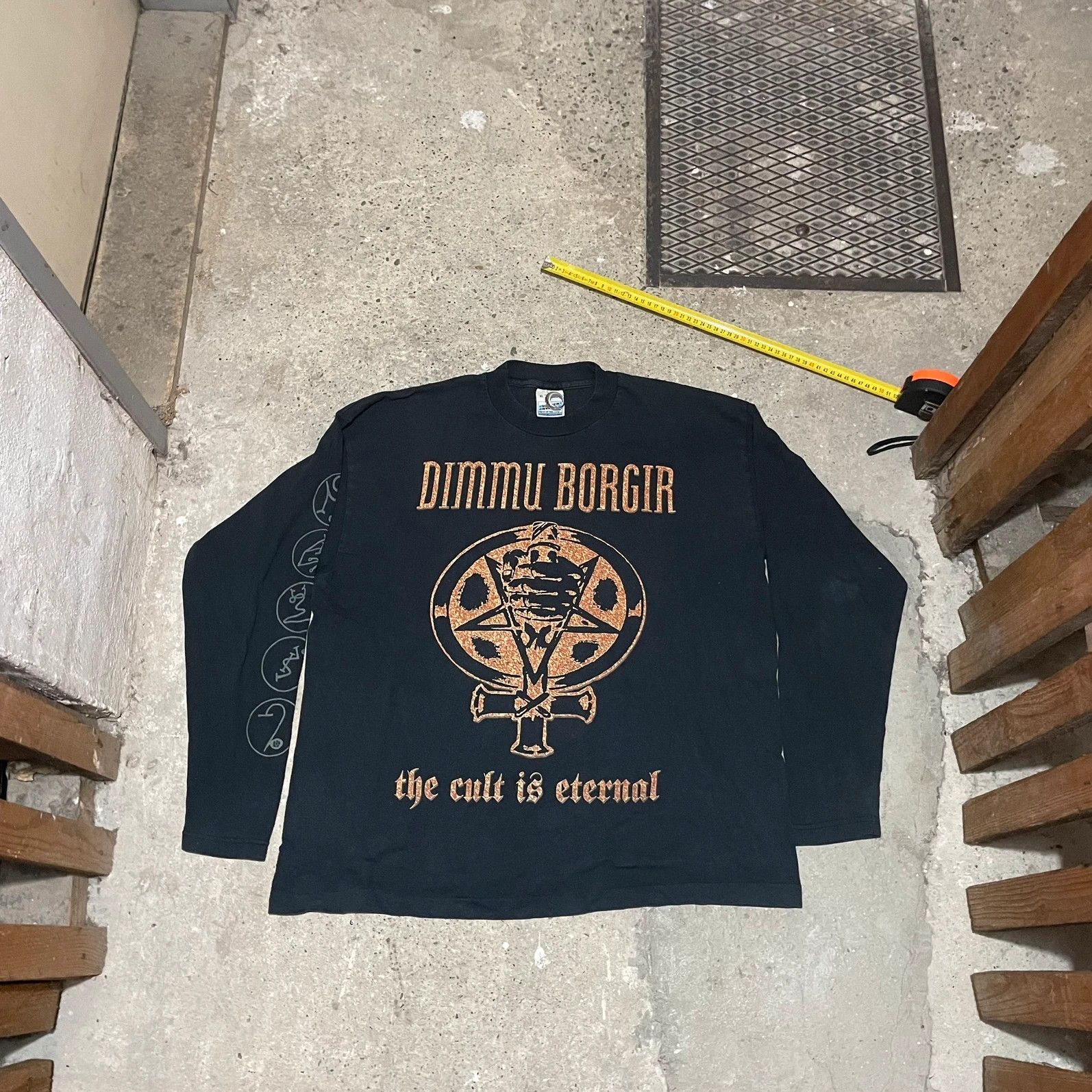Band Tees Vintage Dimmu Borgir the cult tour 1999 long sleeve Size US XL / EU 56 / 4 - 1 Thumbnail