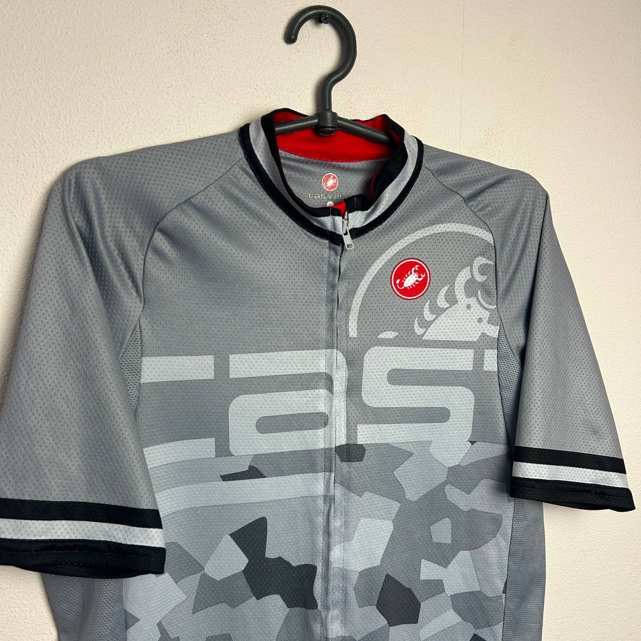 Other Mens Castelli overprinted cycling sportswear jersey tee Size US L / EU 52-54 / 3 - 2 Thumbnail