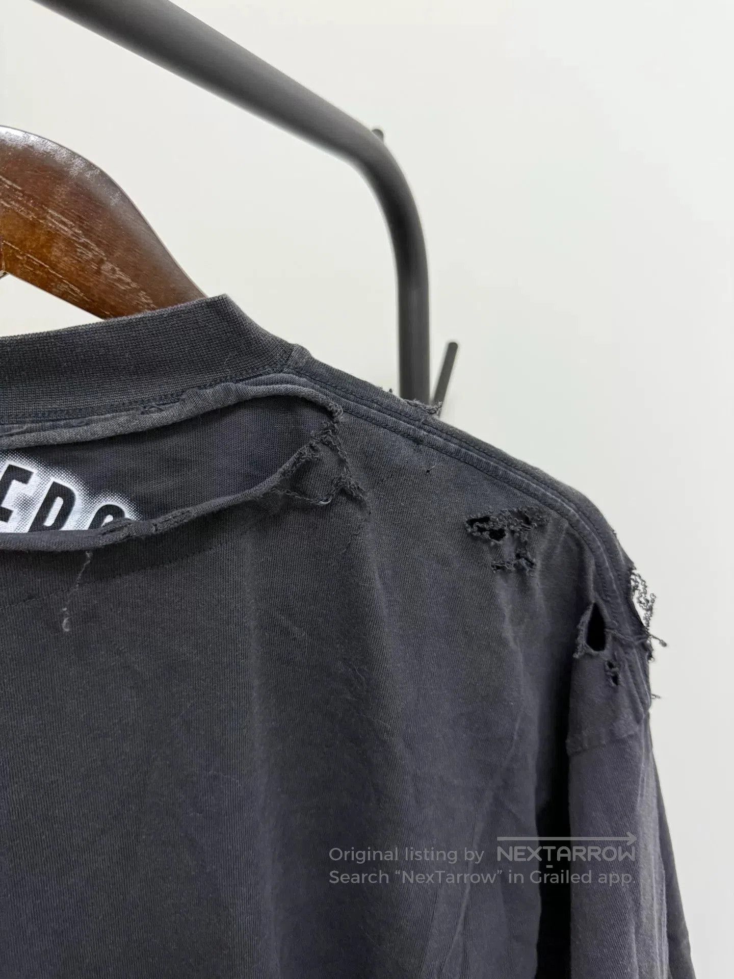 Balenciaga balenciaga distressed short sleeve t. Size US S / EU 44-46 / 1 - 7 Thumbnail