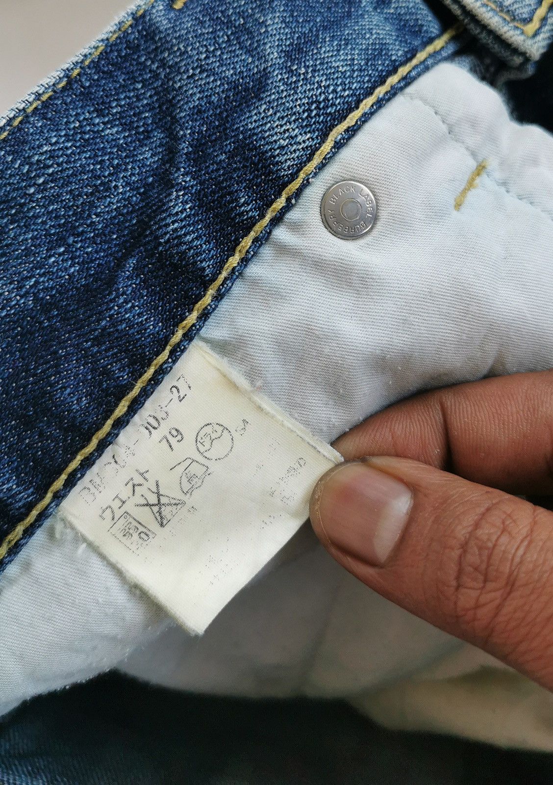 Burberry Bootcut Burberry Distressed Denim Jeans Size US 32 / EU 48 - 13 Thumbnail