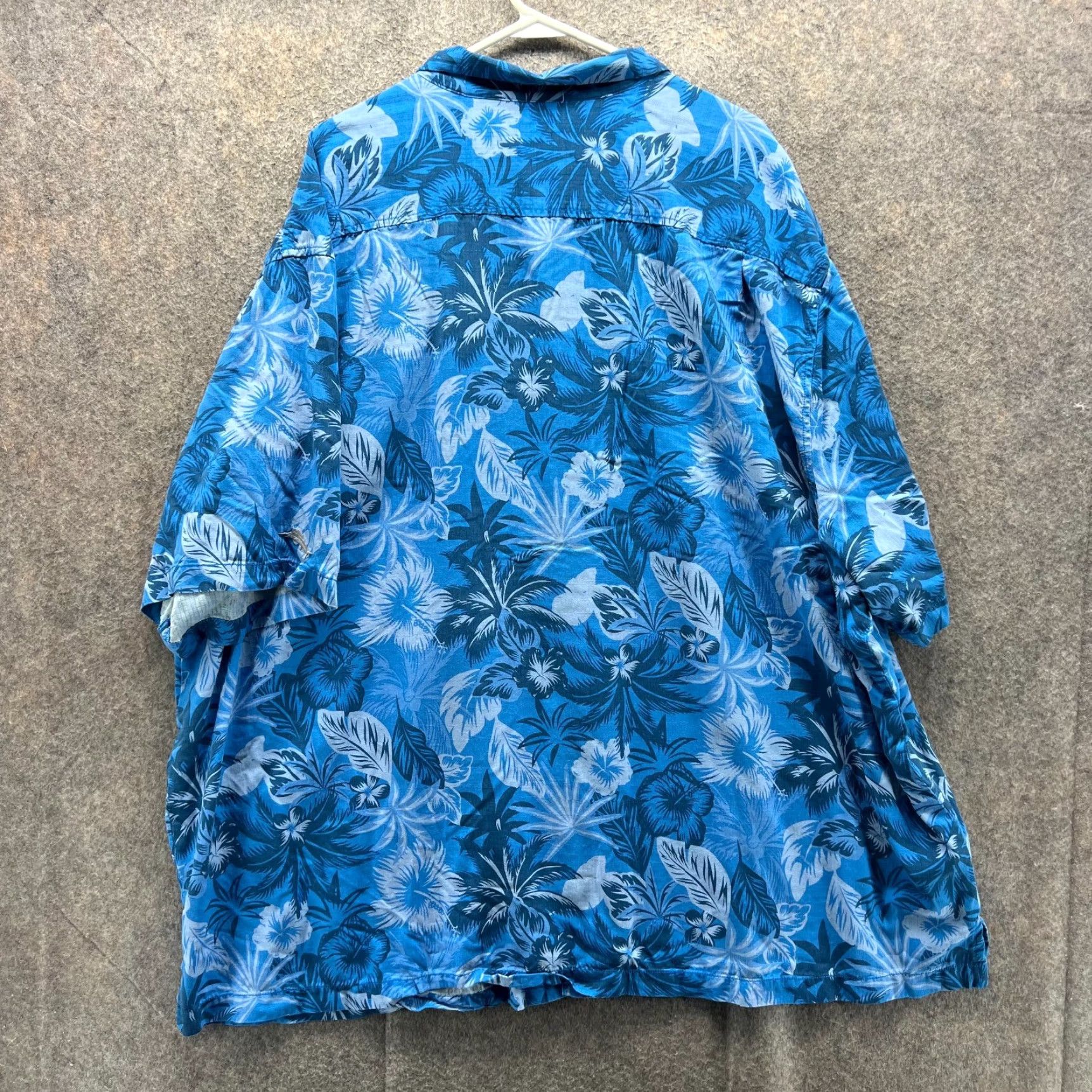 Tommy Bahama Tommy Bahama Shirt Mens 4XLB Blue Button-Down Hawaiian Floral Silk Big & Tall Casual Shirt Size US XXL / EU 58 / 5 - 2 Thumbnail
