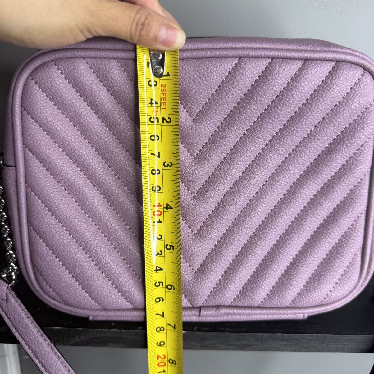 Victoria's Secret Victoria's Secret Lavender Quilted Crossbody Bag with Silver Size ONE SIZE - 7 Thumbnail