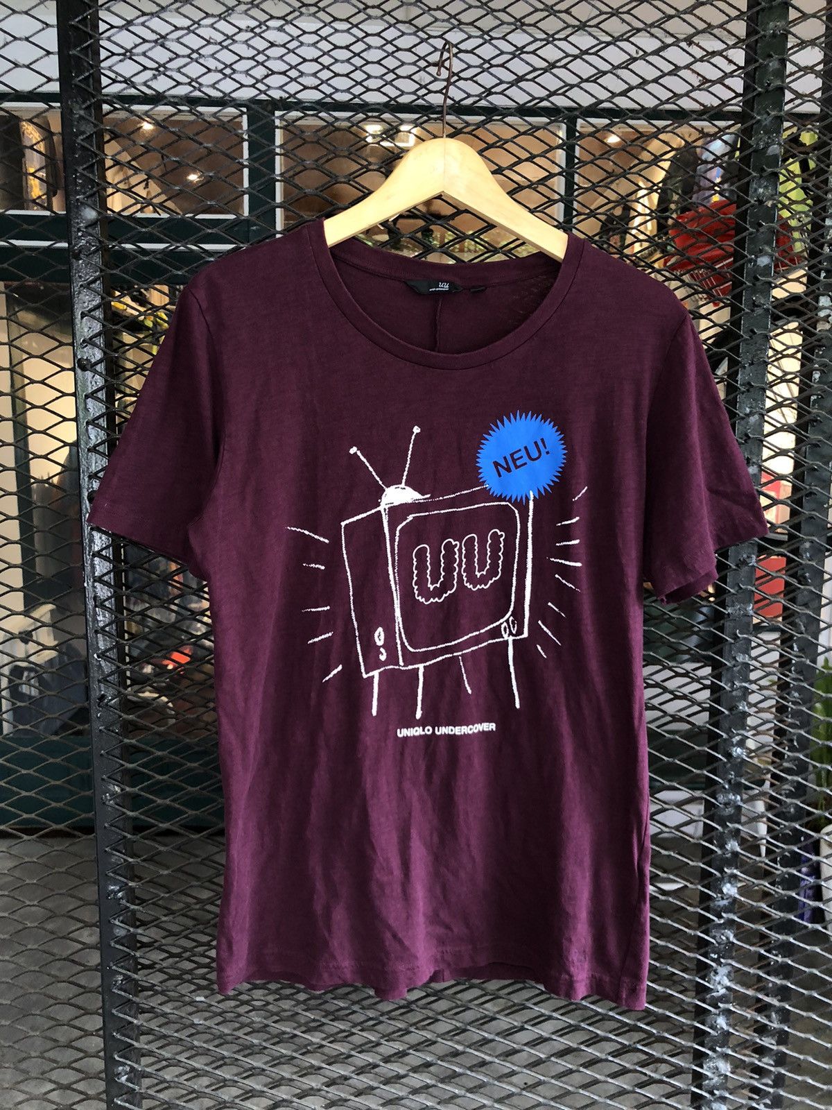 Japanese Brand × Undercover × Uniqlo JAPANESE UNIQLO X UNDERCOVER TEE SHIRT Size US L / EU 52-54 / 3 - 1 Thumbnail