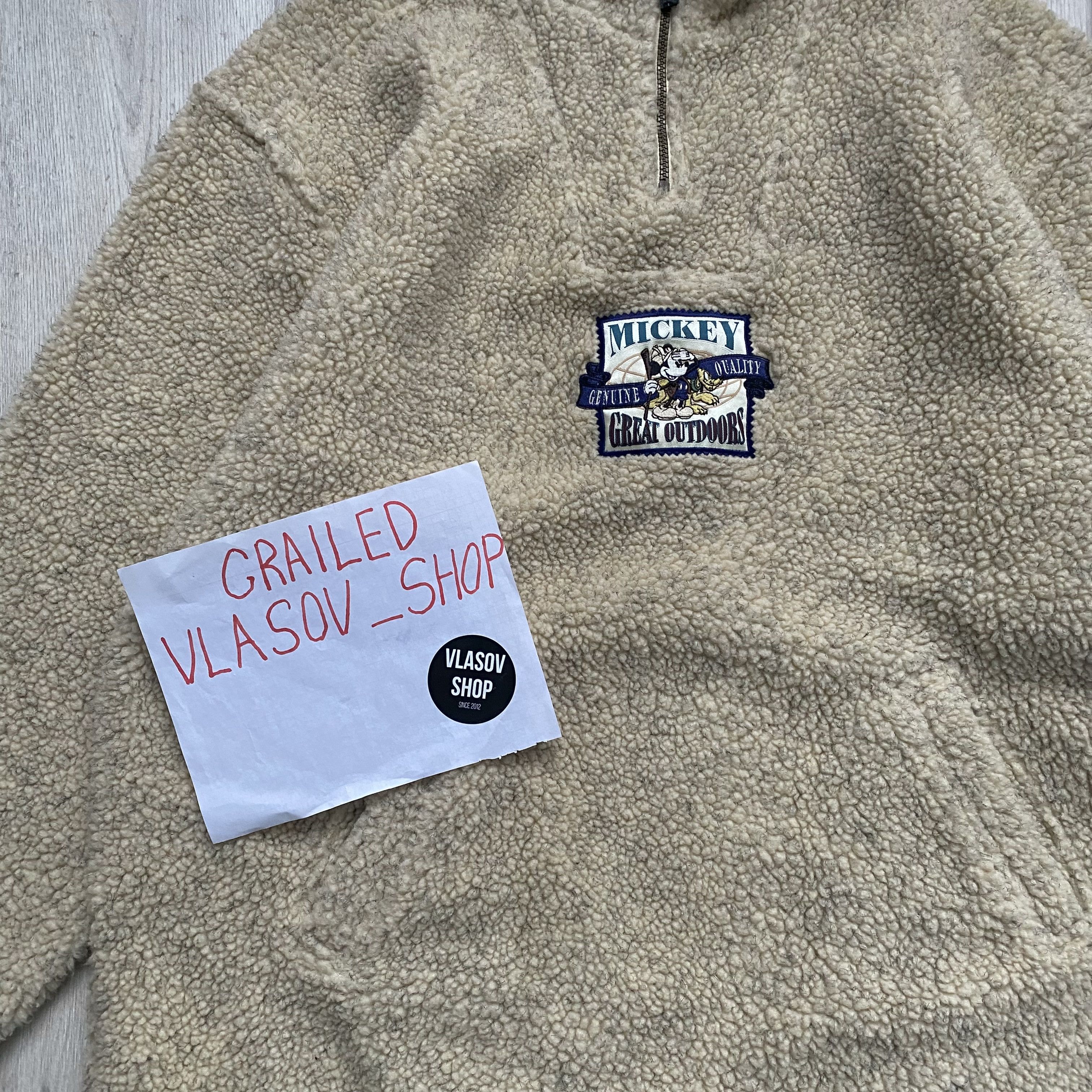 Disney 1990s Vintage Mickey Mouse fleece Boxy sweatshirt Zip Teddy Size US L / EU 52-54 / 3 - 8 Thumbnail