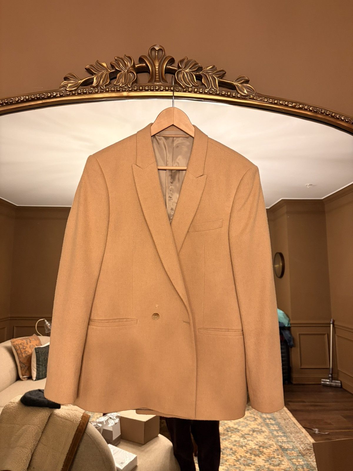 Topman TOPMAN SIZE 42 100% CAMEL DOUBLE BREASTED COAT Size 42R - 1 Thumbnail