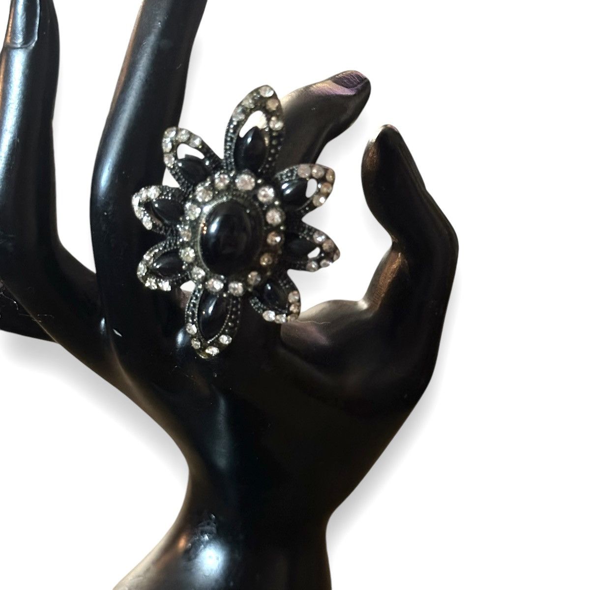 Vintage Vintage black rhinestone adjustable flower statement ring Size ONE SIZE - 2 Thumbnail