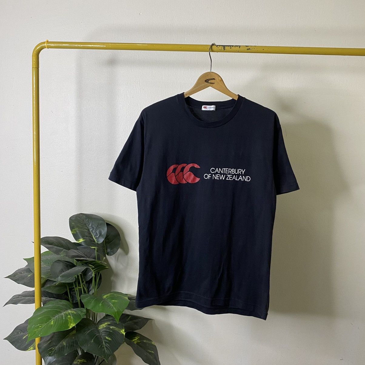Canterbury of New Zealand Vintage 2000s Canterbury OG Logo T Shirt Size US M / EU 48-50 / 2 - 1 Thumbnail