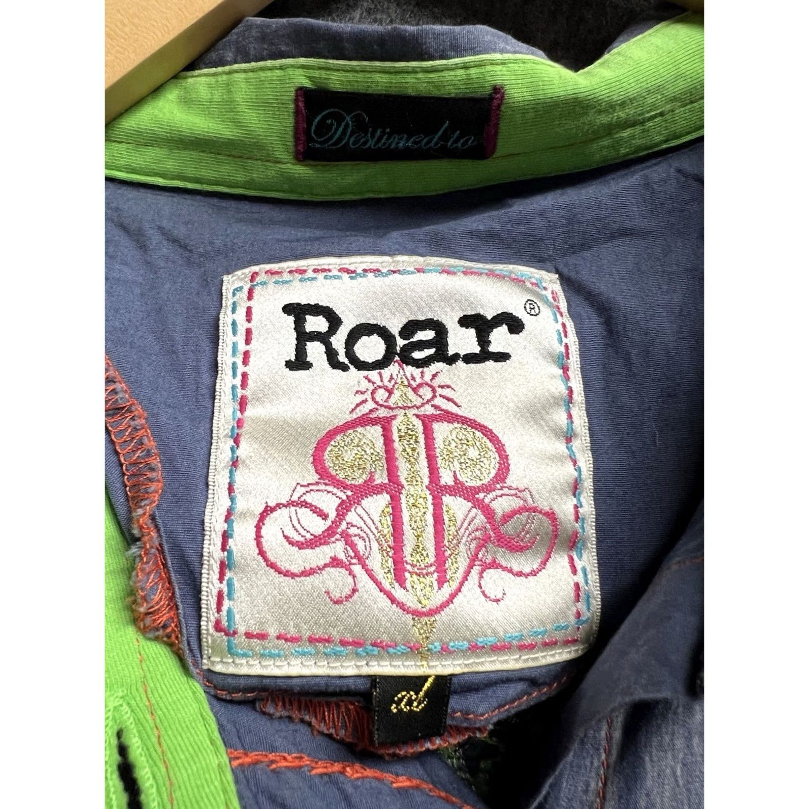 Roar VINTAGE Roar Destined To Womens XL PNK/GRN Acid Wash Button Shirt Rhinestone Embellished Size M / US 6-8 / IT 42-44 - 4 Thumbnail
