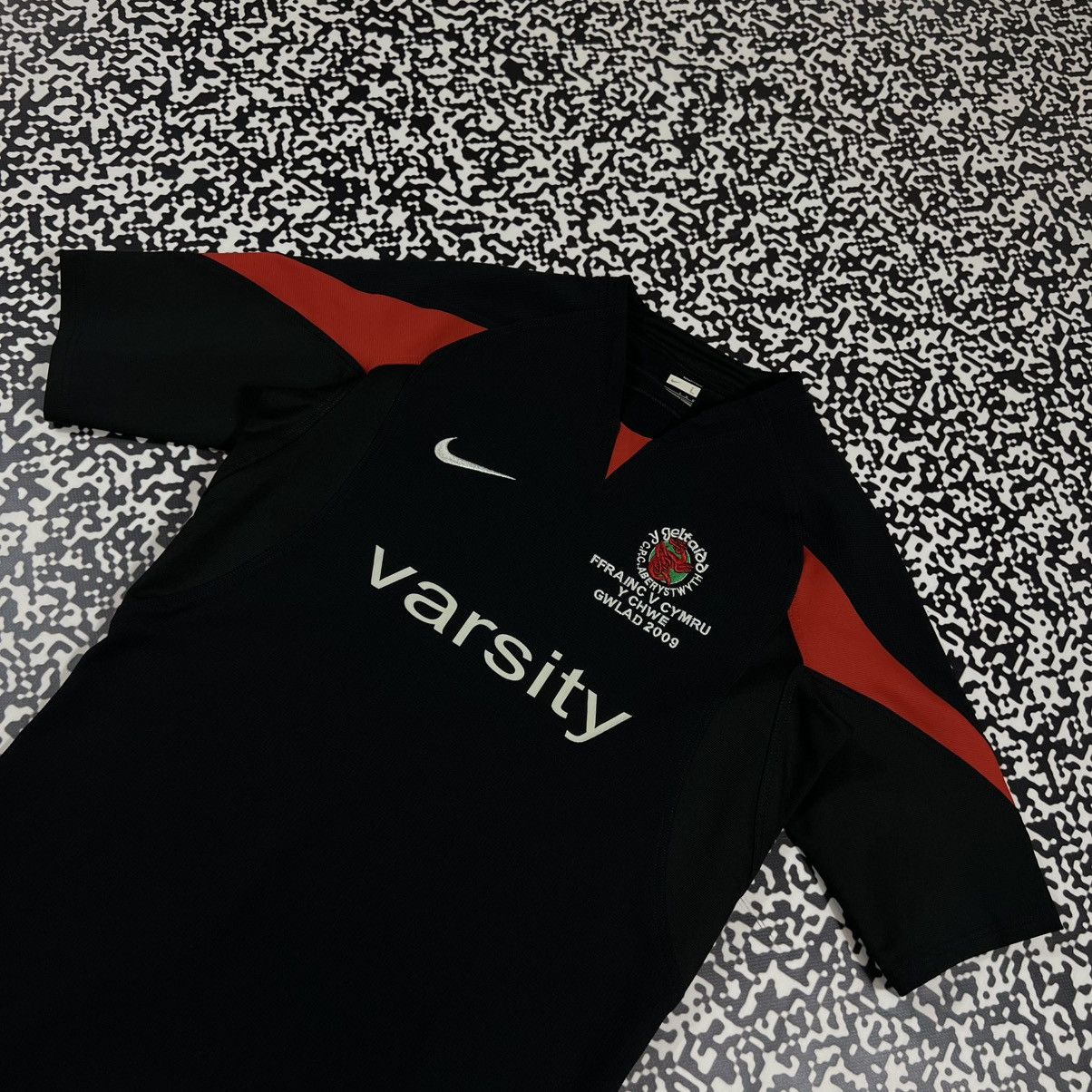 Nike Vintage Y2K Wales 10 Michalak Rugby Jersey Size US L / EU 52-54 / 3 - 13 Thumbnail