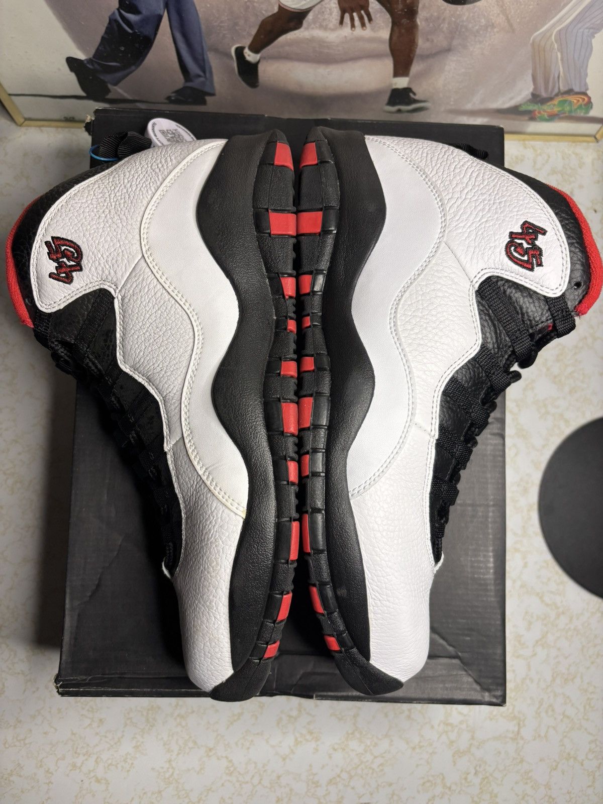 Jordan Brand Air Jordan 10 Retro Chicago Size US 11.5 / EU 44-45 - 4 Thumbnail