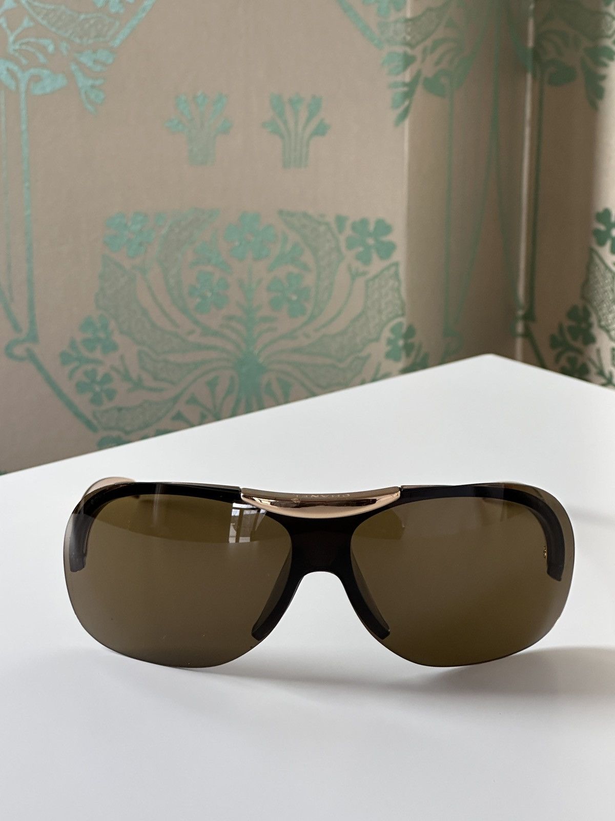 Chanel CHANEL Shield Mask Rimless Brown Gold Sunglasses 6007 Y2K Size ONE SIZE - 4 Thumbnail