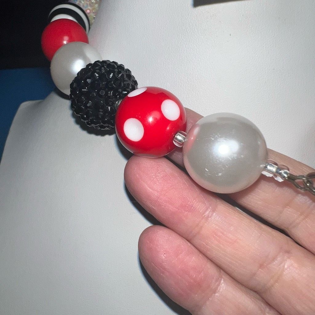 Vintage Vintage Black, white and Red Bubblegum Acrylic Necklace With Size ONE SIZE - 6 Thumbnail