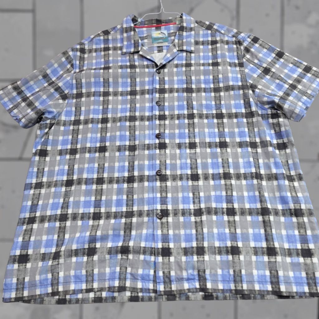 Tommy Bahama VINTAGE Tommy Bahama Shirt 2XL Blue Plaid Camp Loop Collar Silk Blend Island Modern Fit Size US XXL / EU 58 / 5 - 1 Thumbnail