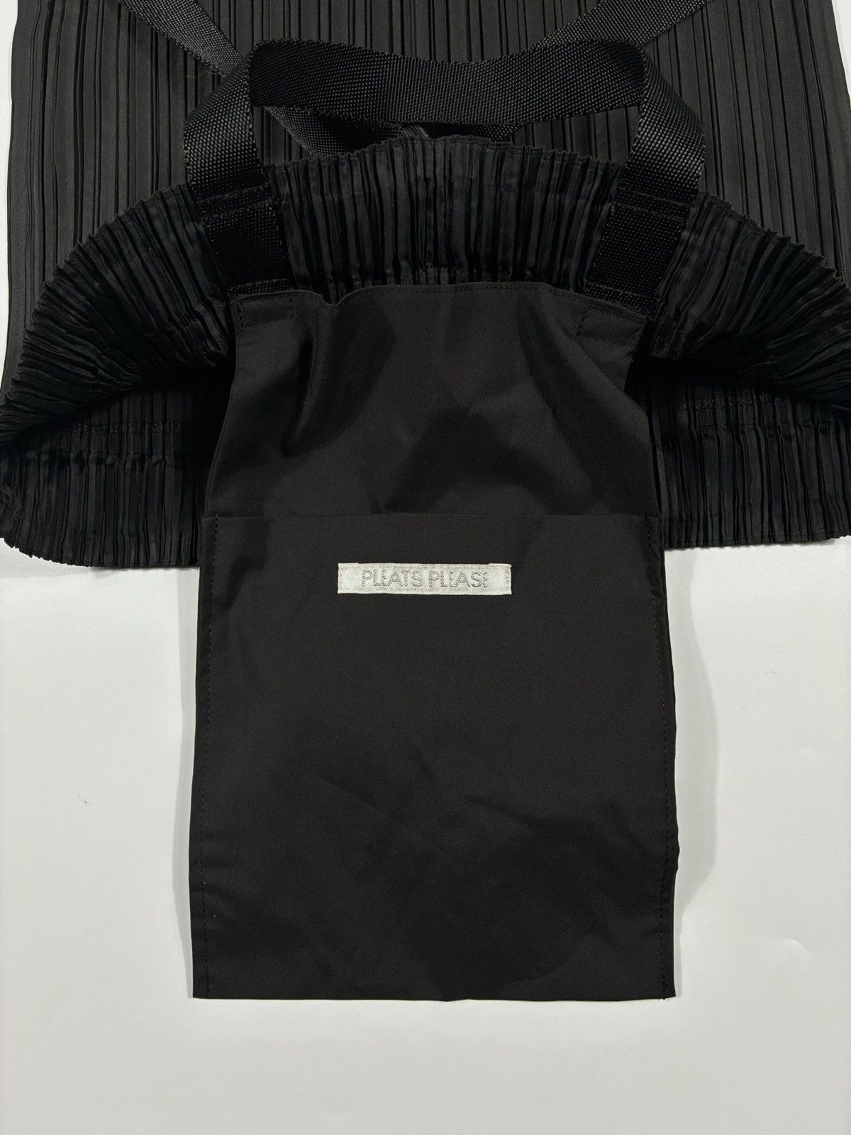 Pleats Please Issey Miyake Issey Miyake Pleats Please Tote Backpack Size ONE SIZE - 7 Thumbnail