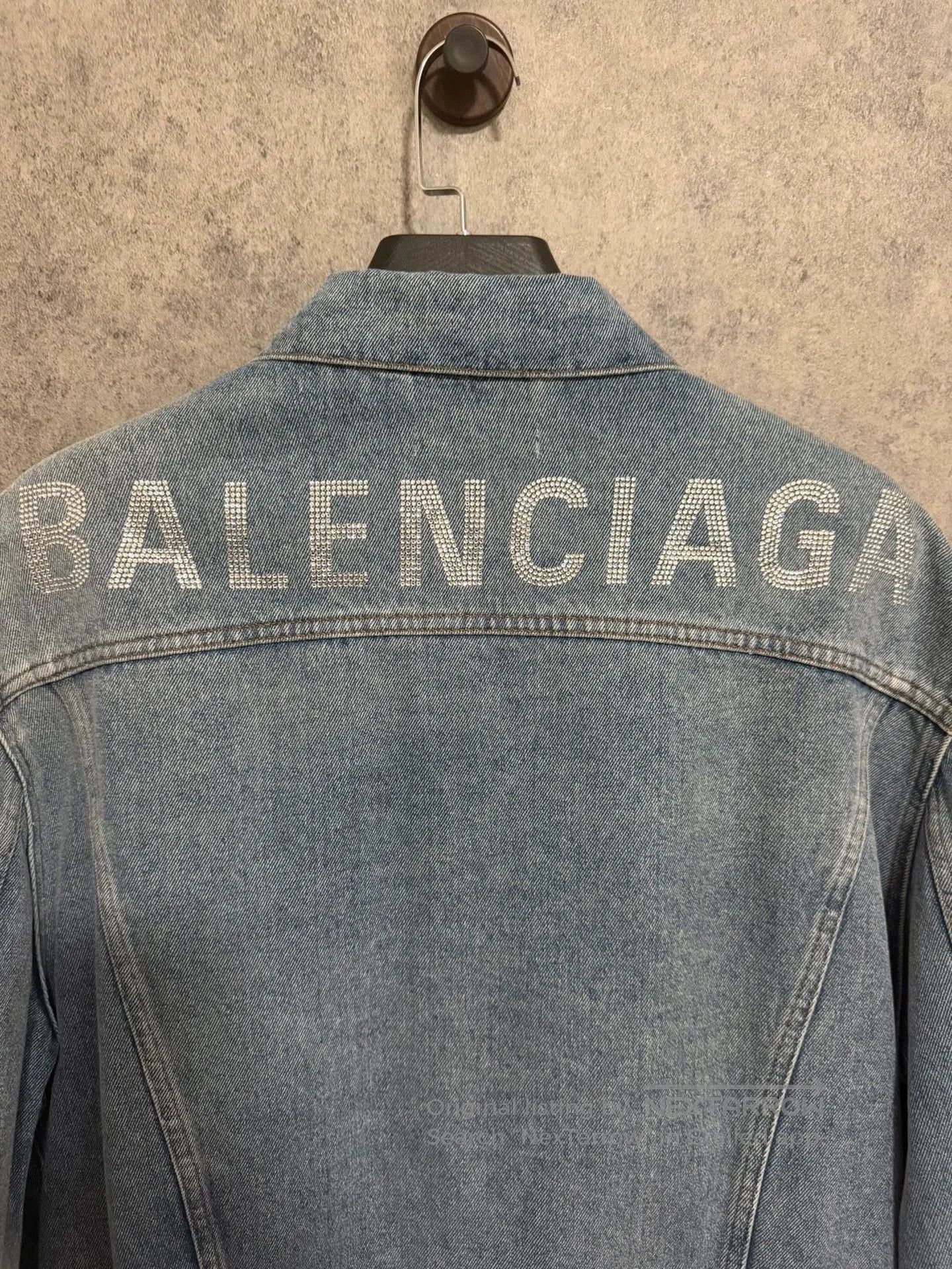 Balenciaga Balenciaga Light Wash Denim Jacket. Size US XXS / EU 40 - 2 Thumbnail