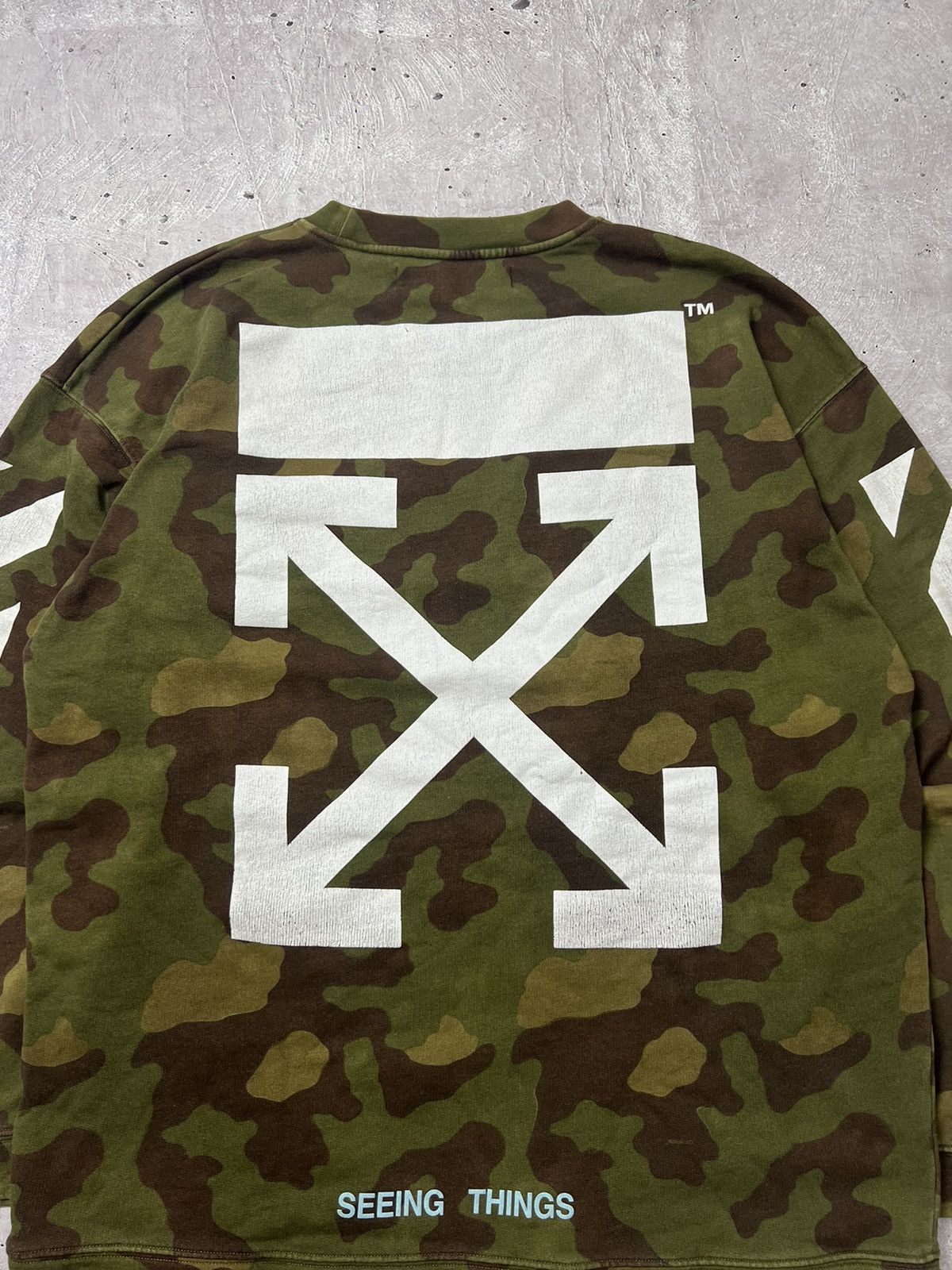 Off-White Off White Camo Sweatshirt Oversized Crewneck Size US M / EU 48-50 / 2 - 2 Thumbnail