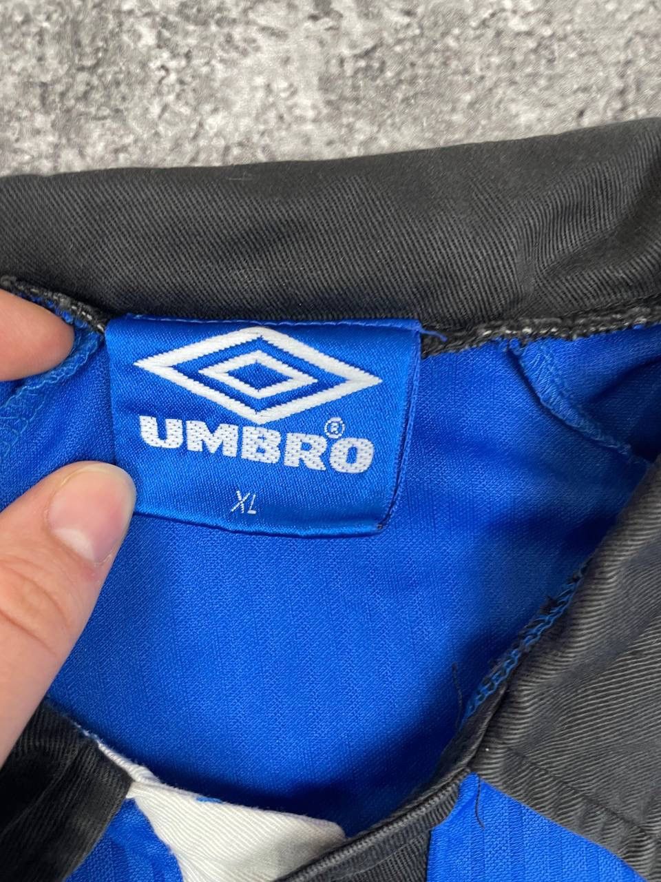 Umbro Umbro Men Football GoalkeeperJersey Long Sleeve Blue V Size US L / EU 52-54 / 3 - 4 Thumbnail