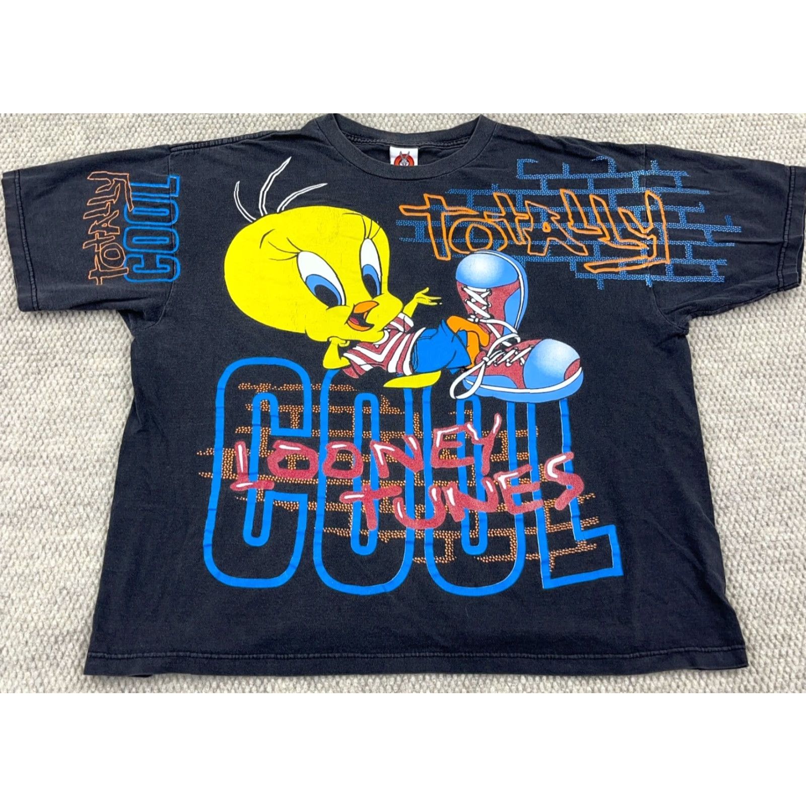 VINTAGE Looney Tunes T-Shirt Men XL Black Cartoon 90s Tweety