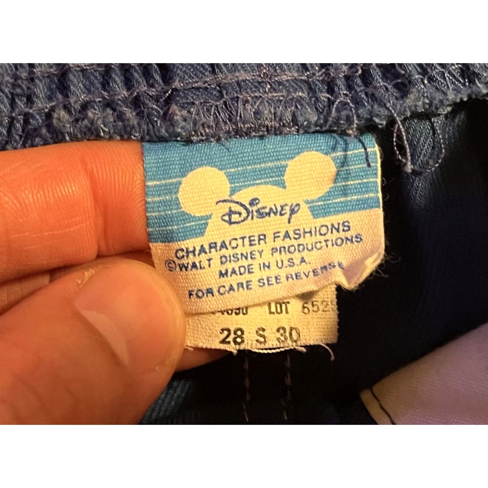 Disney VINTAGE Disney Mickey Mouse Twill Shorts Men S Blue USA Shorts Mens S Blue Disney Mickey Mouse Twill Shorts Vintage USA Size US 29 - 4 Thumbnail