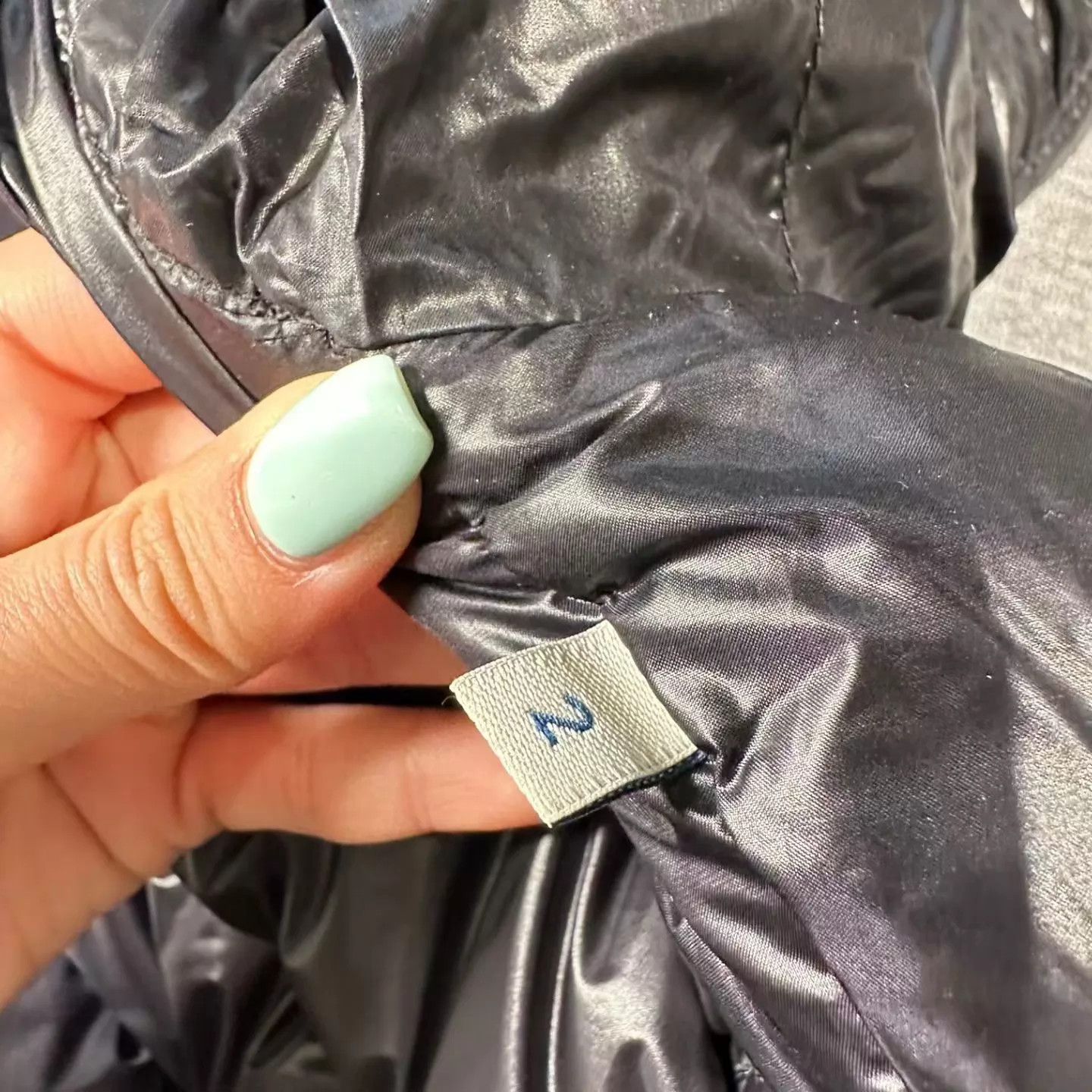 Moncler MONCLER Serinde Down Jacket 99 New Chest 102 Length 59 Size XS / US 0-2 / IT 36-38 - 5 Thumbnail
