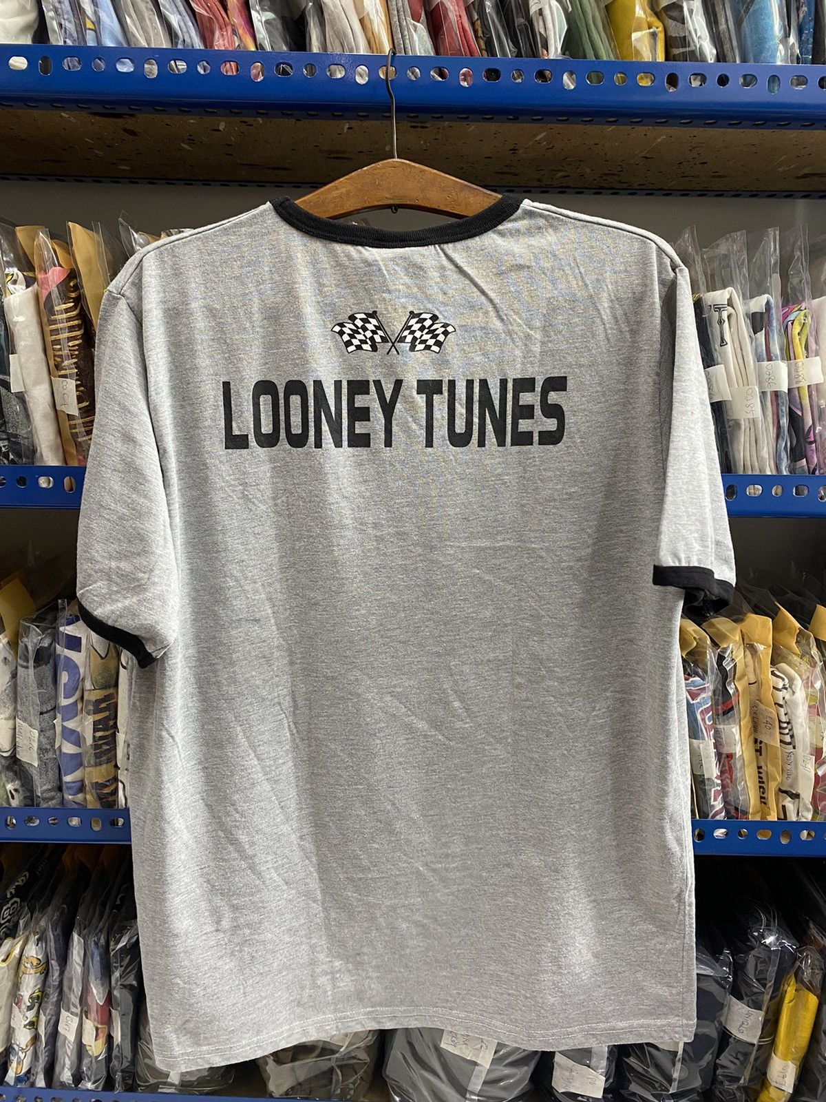 Vintage LOONEY TUNES RINGER TSHIRT Size US M / EU 48-50 / 2 - 5 Thumbnail