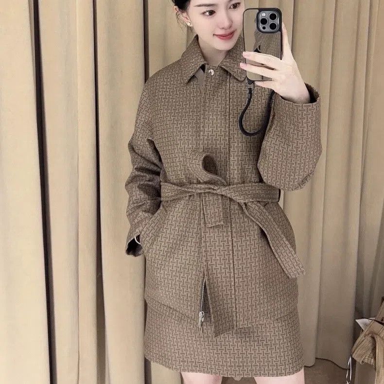 Hermes Hermes 24 Early Spring Dark Patterned H Belted Short Coat Size XXS / US 00 / IT 34 - 7 Thumbnail