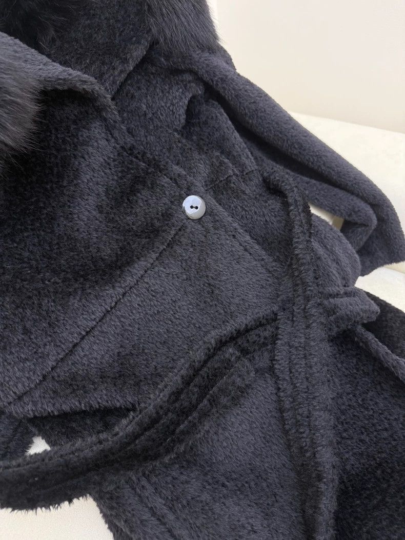 Max Mara Max Mara Hooded wool coat with large fur collar Size S / US 4 / IT 40 - 6 Thumbnail