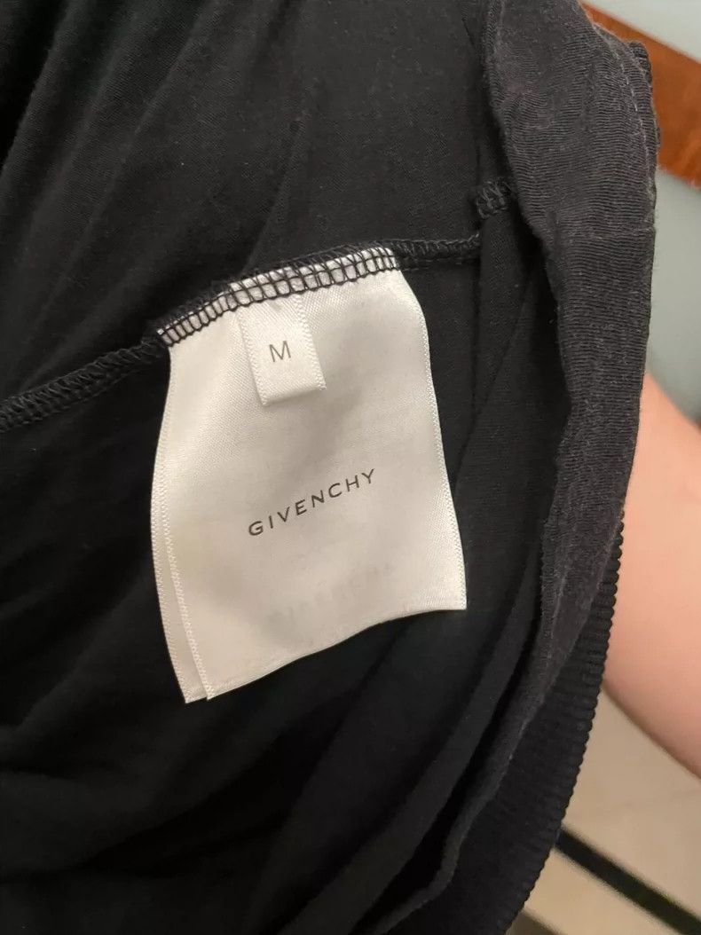 Givenchy Givenchy Classic Hot Hole Hoodie Size US M / EU 48-50 / 2 - 4 Thumbnail