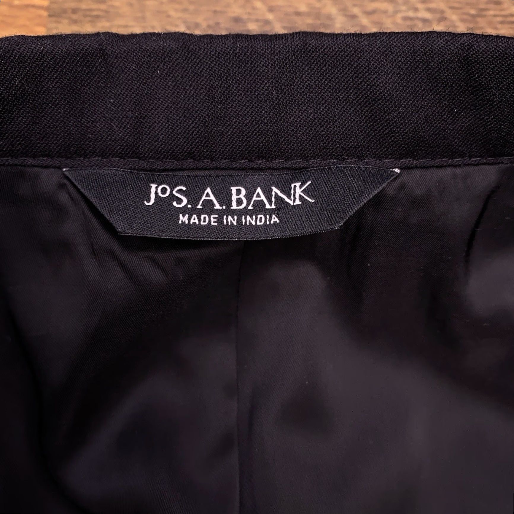 Jos. A. Bank Jos. A. Bank Tuxedo Travelers Suit 46 Long Black Wool 41x32 Pants 2 Piece Formal Size 46R - 6 Thumbnail