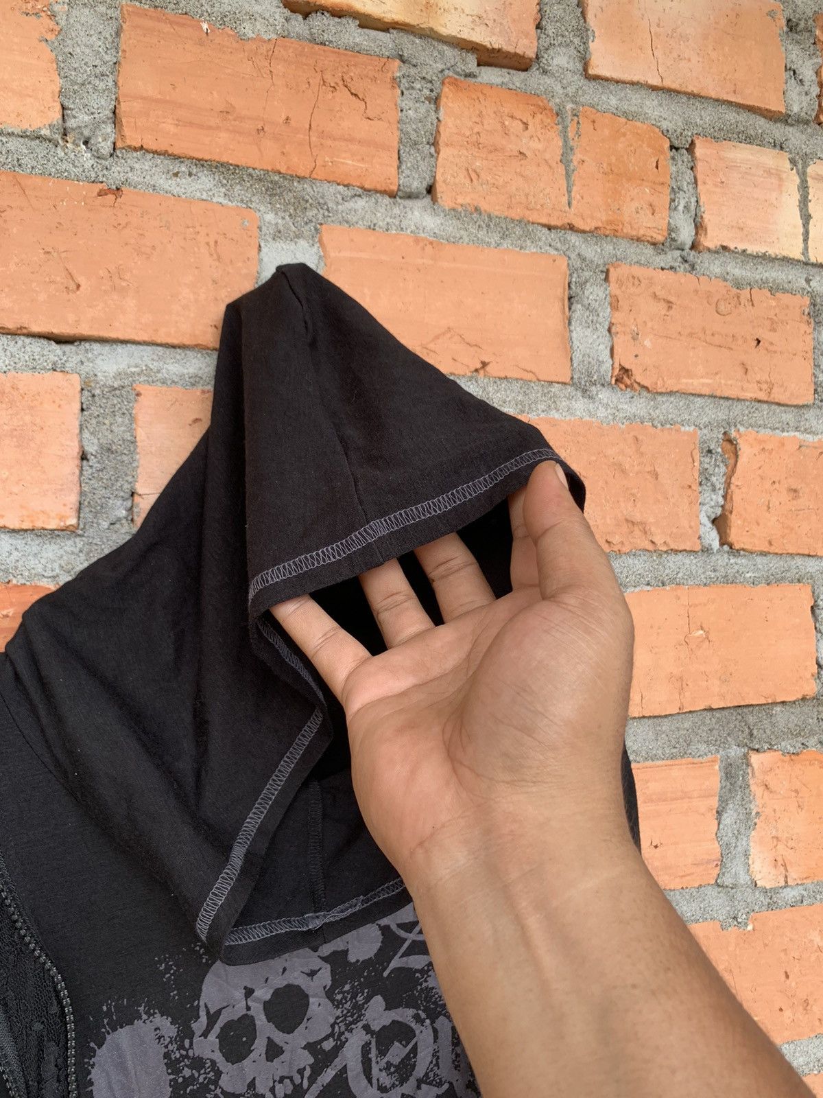 If Six Was Nine Algonquins poem punk skull asymmetrical zip pullover hoodie Size US M / EU 48-50 / 2 - 8 Thumbnail
