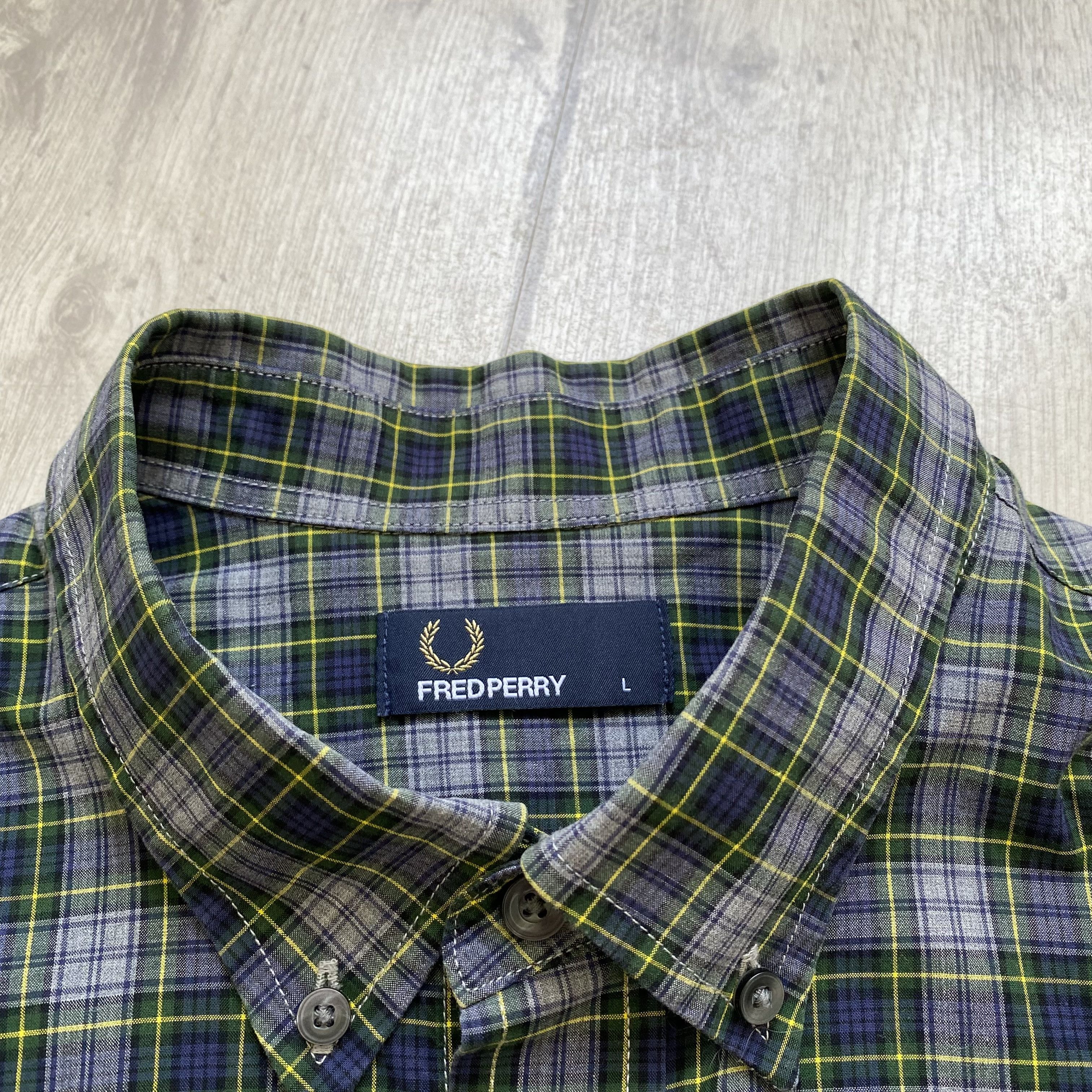 Fred Perry 🪓 Flannel Fred Perry shirt button up Travis Scott style Size US L / EU 52-54 / 3 - 7 Thumbnail