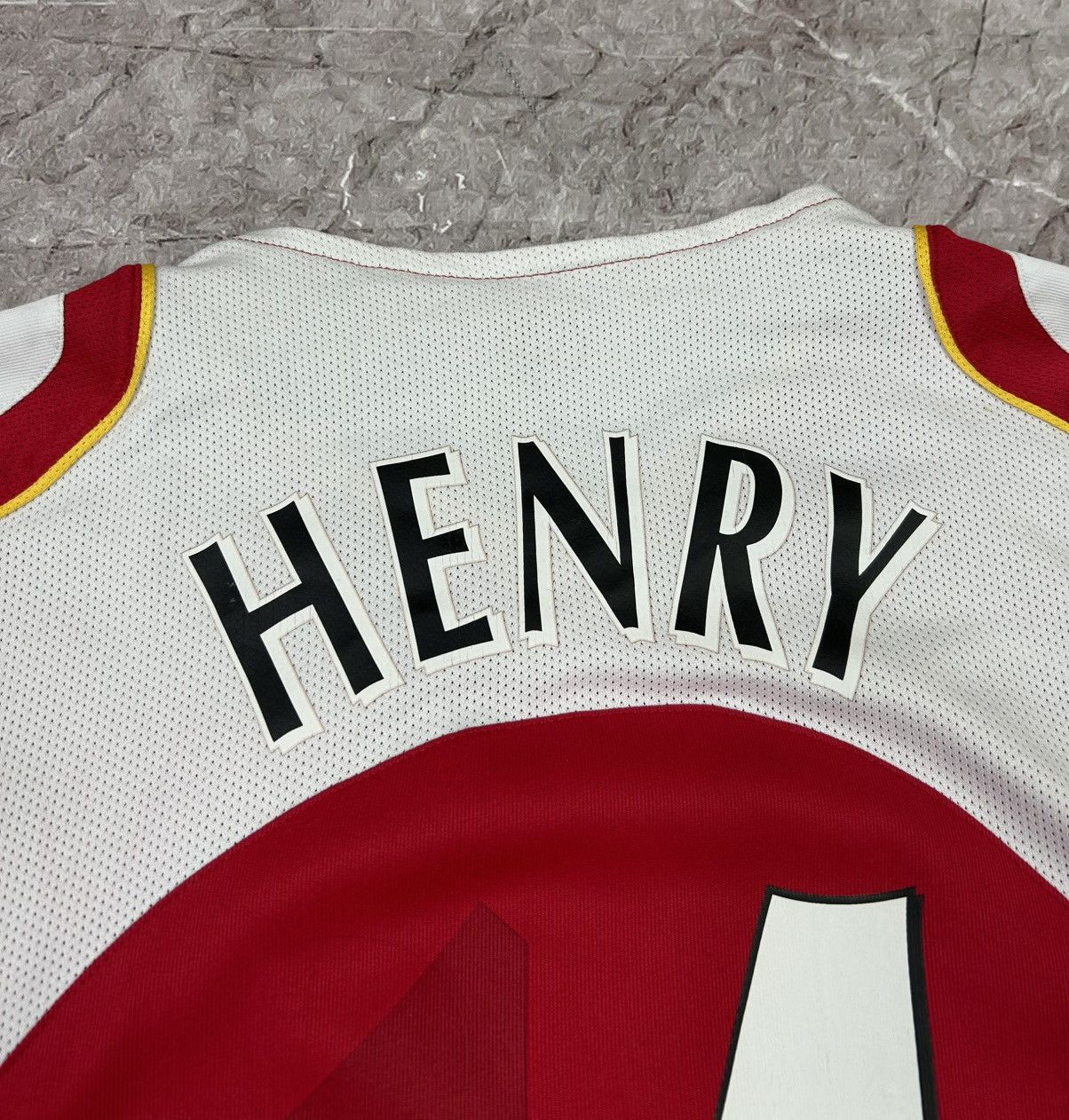 Nike × Vintage Nike Arsenal Thierry Henry 2004/05 vintage soccer jersey Size US L / EU 52-54 / 3 - 3 Thumbnail
