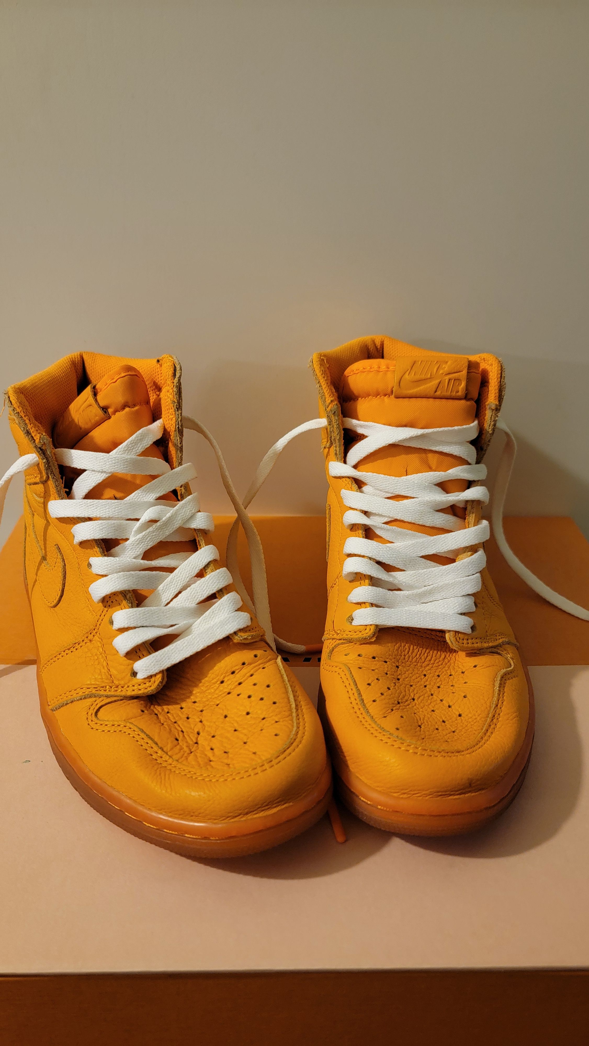 Gatorade × Nike Air Jordan 1 Retro High OG Gatorade "Orange Peel Size US 8 / EU 41 - 1 Thumbnail