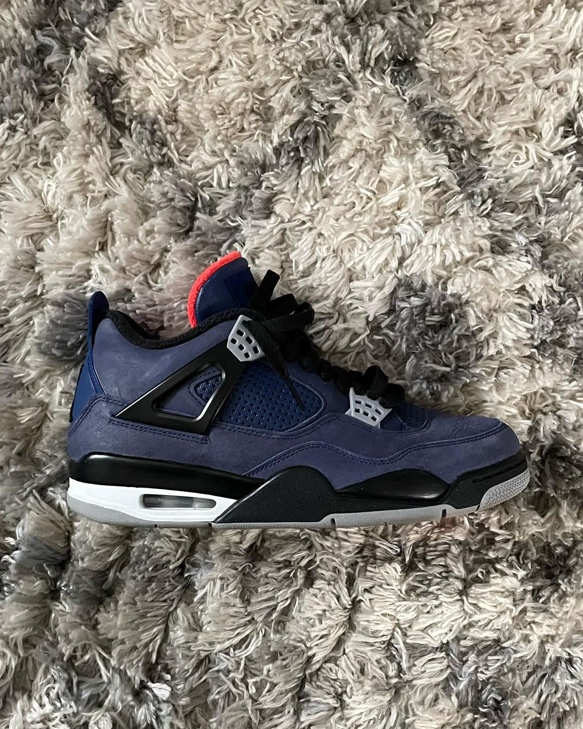 image of Jordan 4 Wintr 9.5 in Navy, Men's (Size 30)