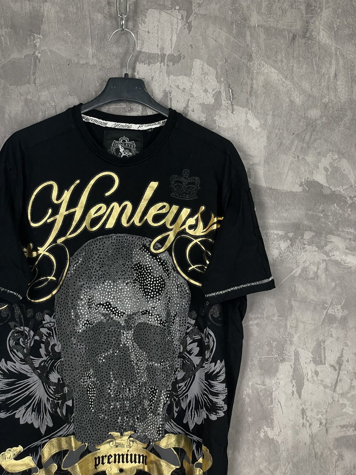 Vintage Vintage Y2K 2000s affliction style gothic Henley tee XL Size US XL / EU 56 / 4 - 4 Thumbnail