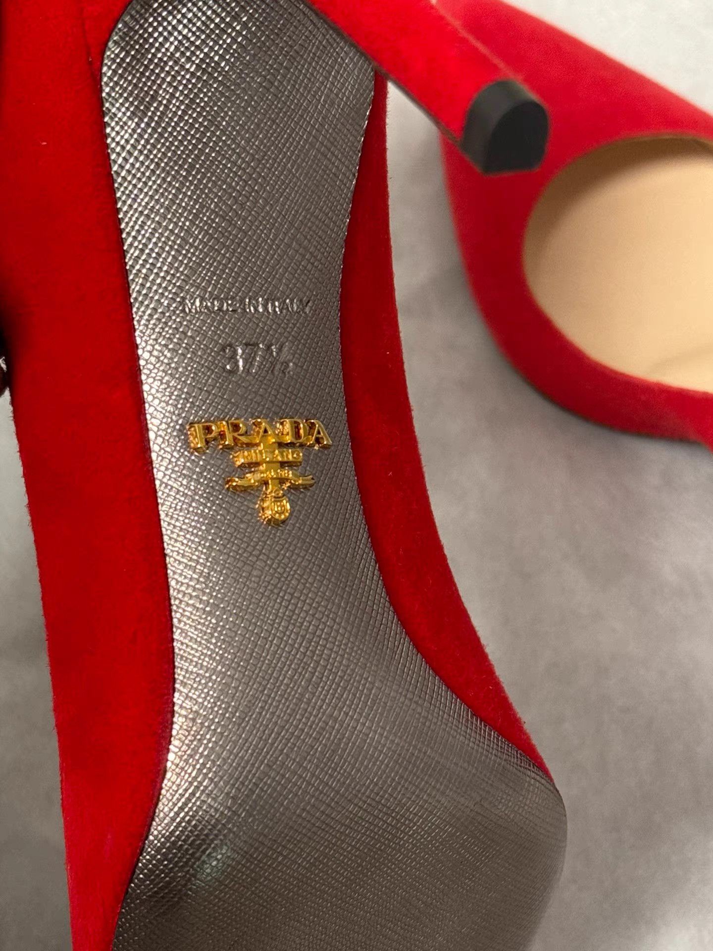 Prada Prada Red Heels K6 Size US 7.5 / IT 37.5 - 6 Thumbnail