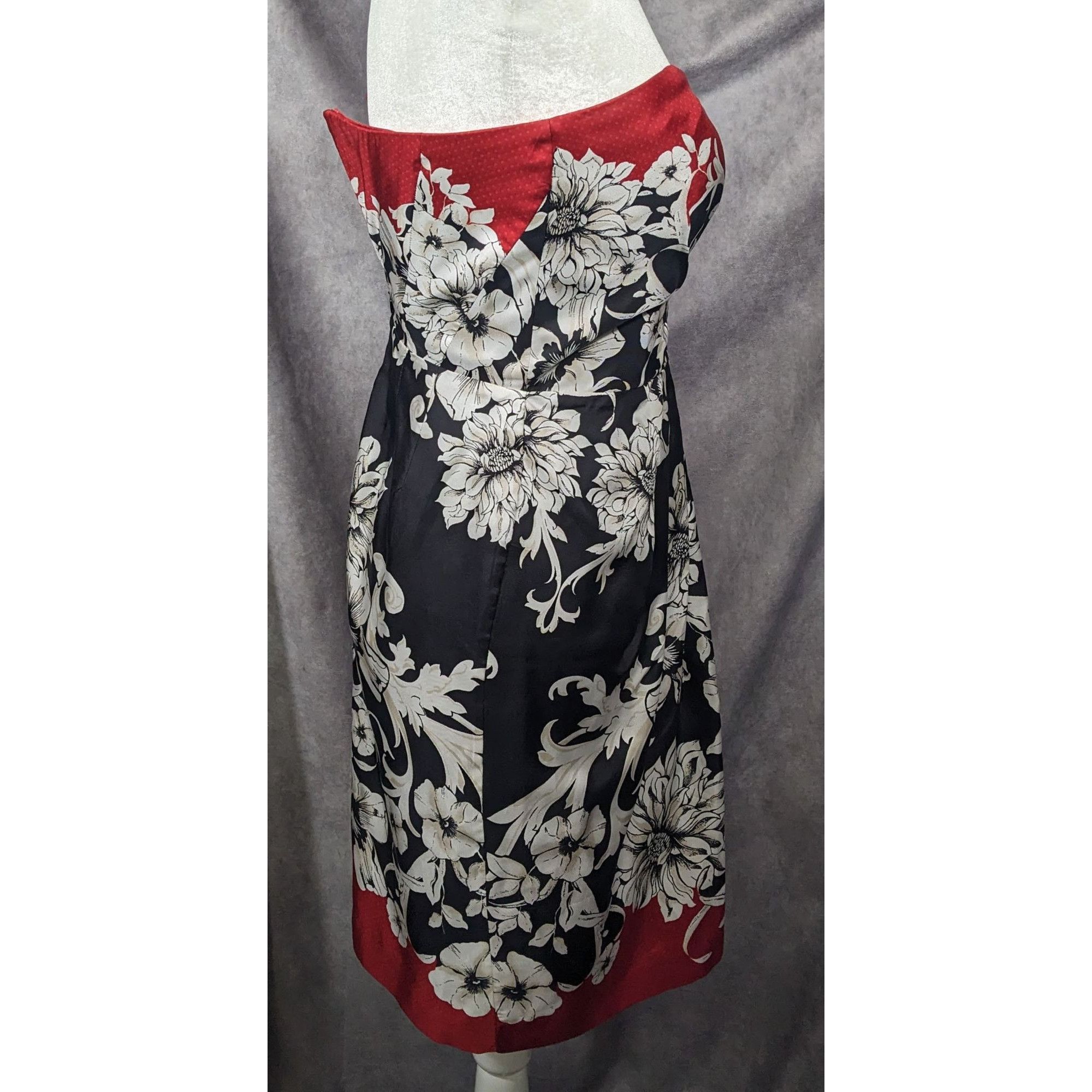 White House Black Market White House Black Marked Floral Strapless Silk Mini Dress Si Size XS / US 0-2 / IT 36-38 - 9 Thumbnail