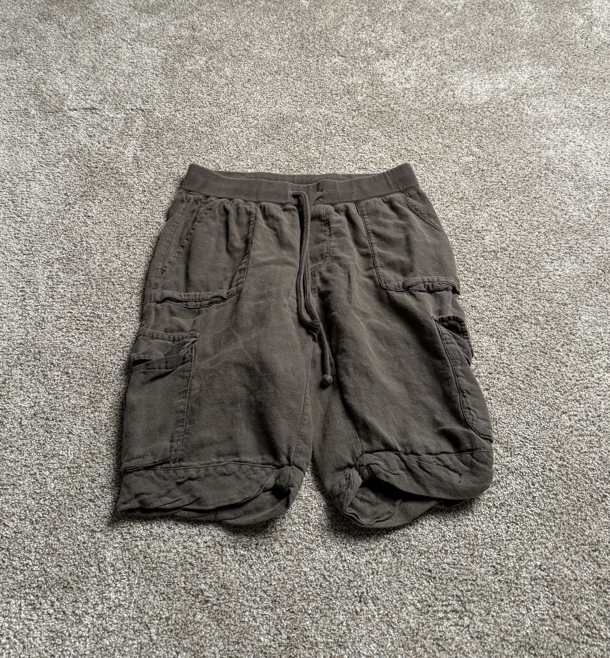 TNA TNA “MILITARY GREEN” SAFARI SHORTS Size 24" / US 00 / IT 34 - 1 Thumbnail
