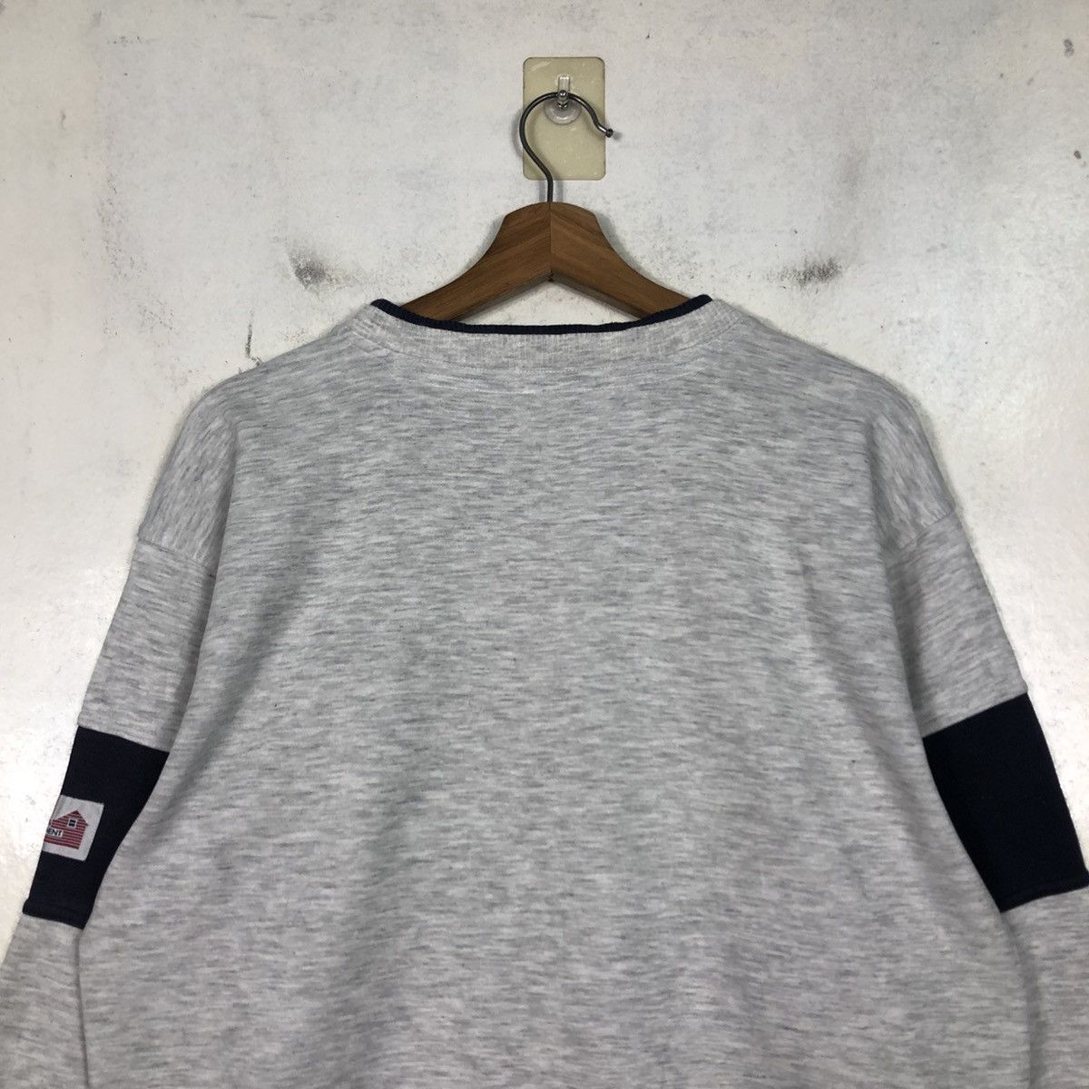 Vintage 📌Vintage 1984 Sweatshirt Santaworld Big Logo Embroidery Size US M / EU 48-50 / 2 - 11 Thumbnail
