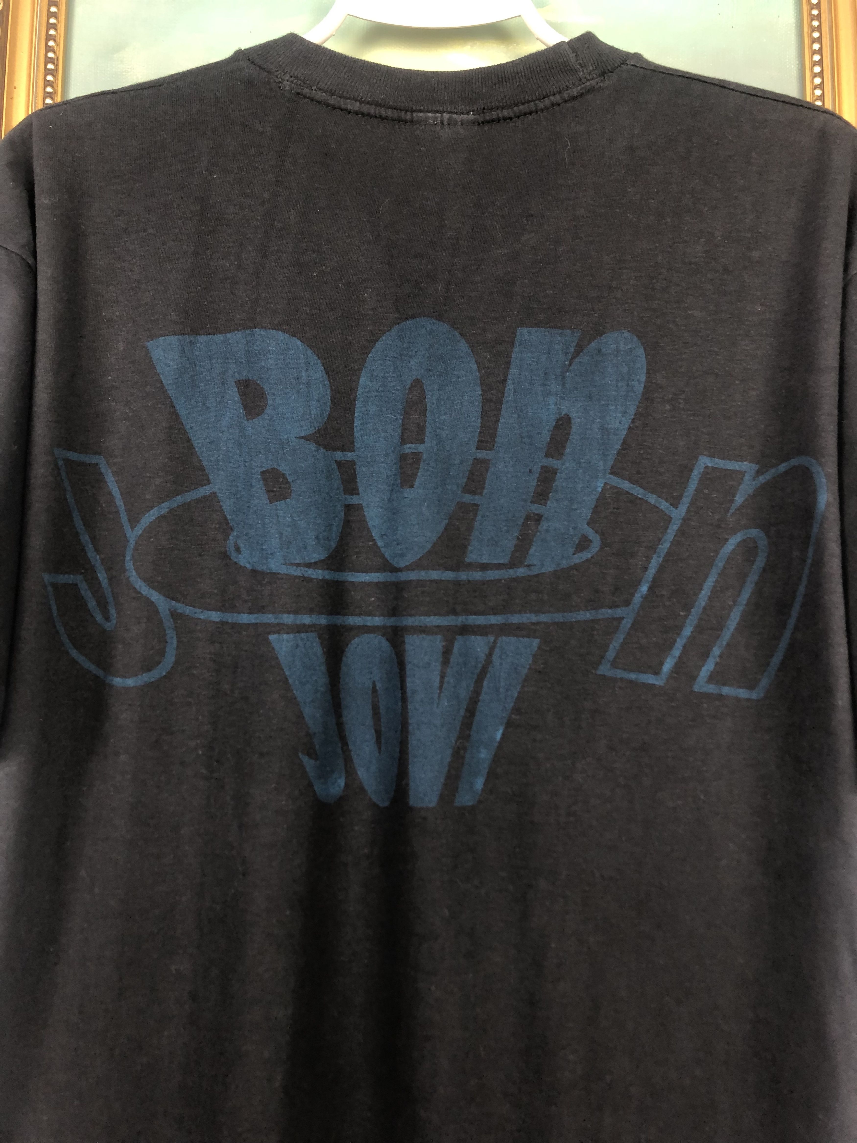 Band Tees Vintage 90's Bon Jovi Shirt Band Tee Rare Hype Big Logo Size US M / EU 48-50 / 2 - 12 Thumbnail