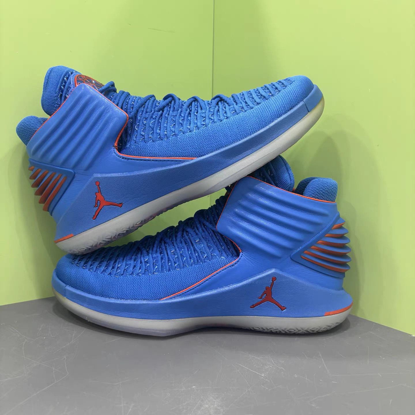 Jordan Brand Air Jordan 32 Russell Westbrook OKC PE Basketball Shoes K15 Size US 10 / EU 43 - 4 Thumbnail