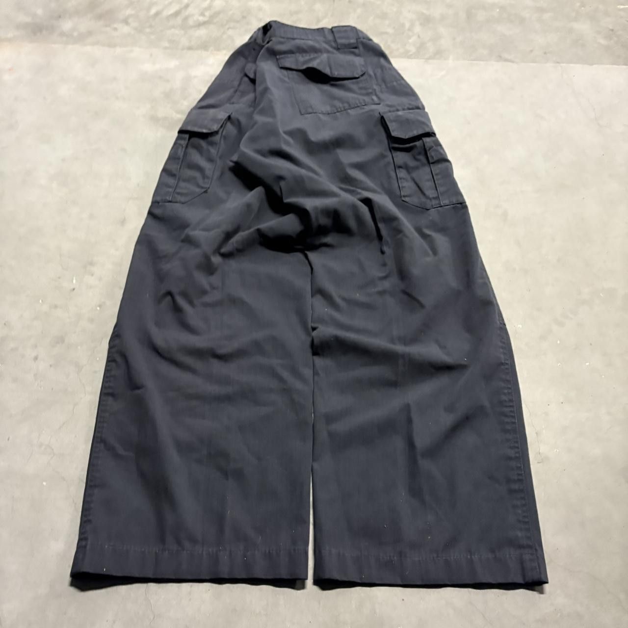 Japanese Brand × Vintage Crazy Vintage Y2K/2000s Baggy Black WorkWear Style Cargo Pants! Size US 38 / EU 54 - 6 Thumbnail