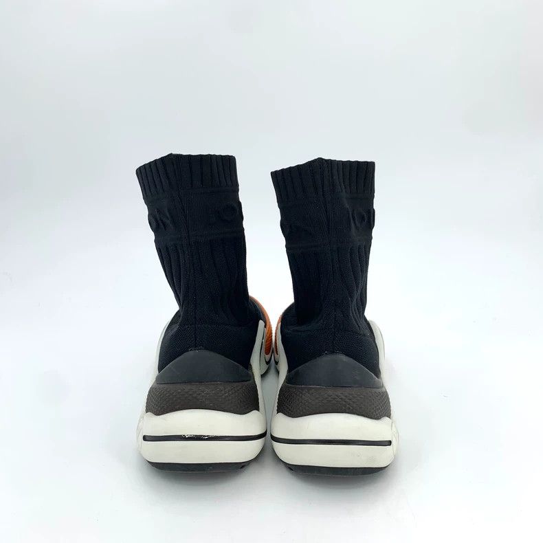 Louis Vuitton Louis Vuitton Black Letter Embossed Platform High Top Casu Size US 5.5 / IT 35.5 - 4 Thumbnail