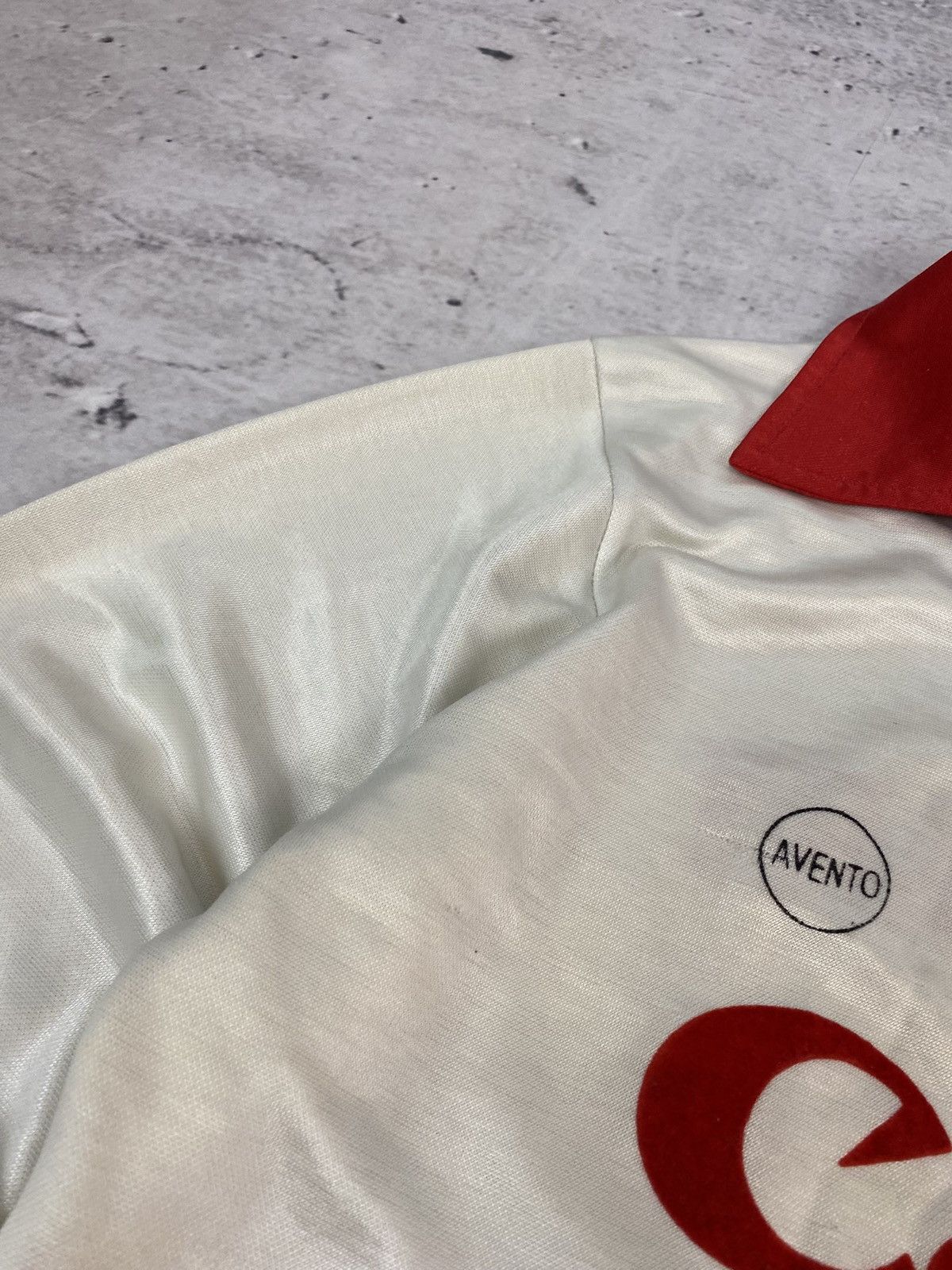 Canon VINTAGE VFB STUTTGART 1979/82 CANON FOOTBALL SHIRT LS Size US S / EU 44-46 / 1 - 8 Thumbnail