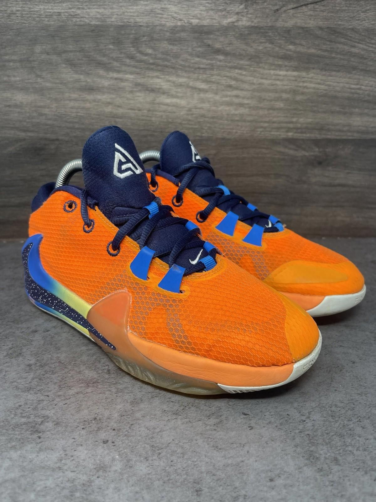 Nike Nike Zoom Freak 1 GS All Bros Kids Size 5.5Y Orange Size US 5.5 / EU 38 - 4 Thumbnail