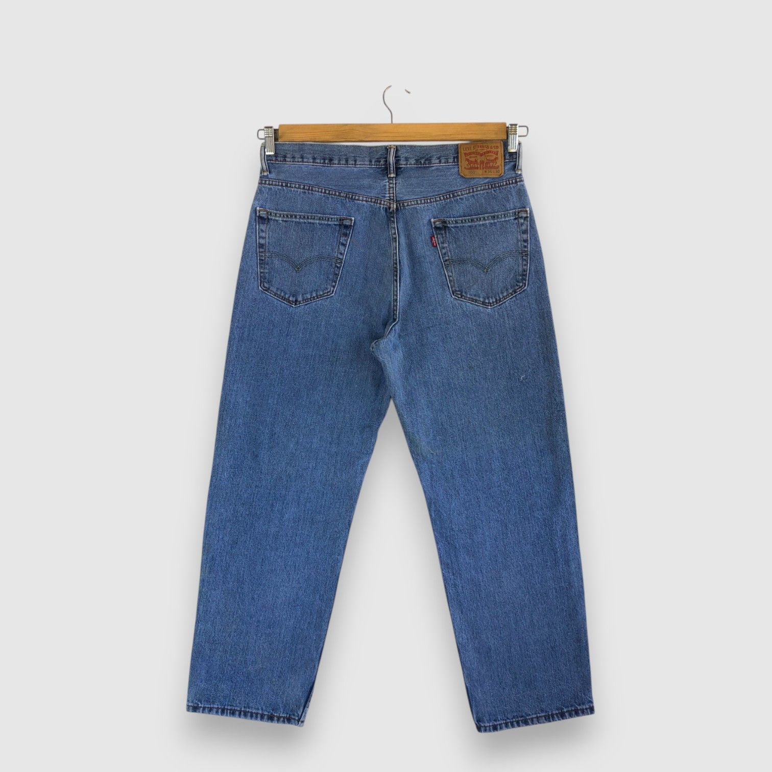 Levi's Vintage Levis Jeans Levi's 550 Faded Blue Wash Denim Size US 34 / EU 50 - 2 Thumbnail