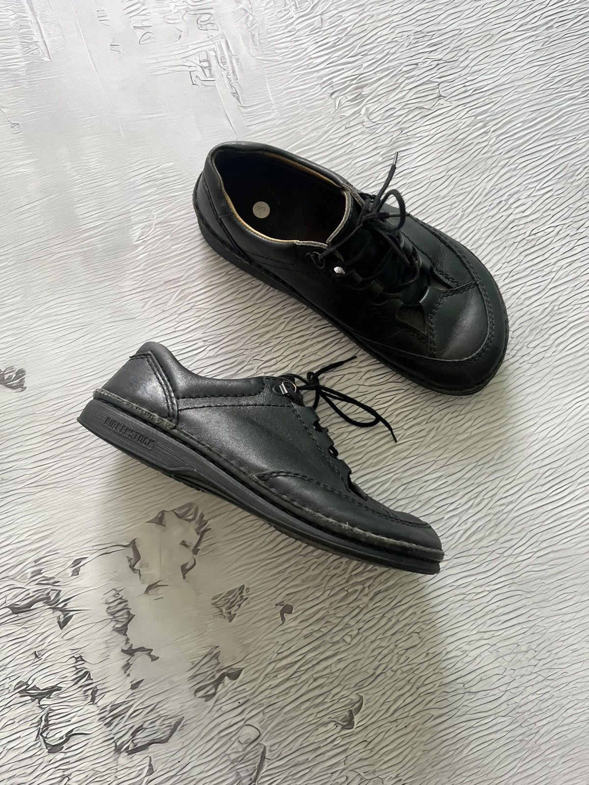 Birkenstock Birkenstock Vintage Leather Black Shoes Women’s Size US 7 / IT 37 - 2 Thumbnail