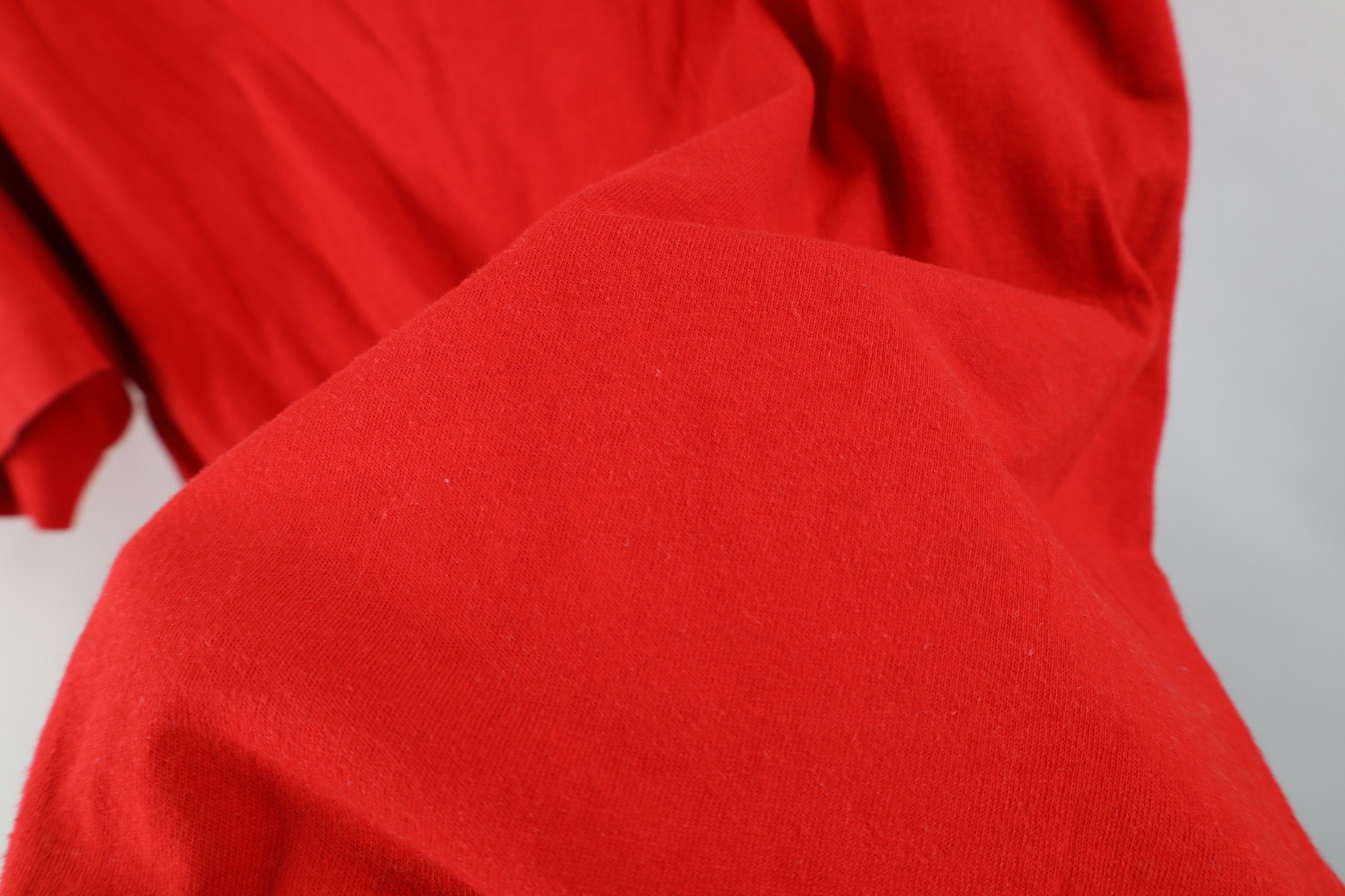 Vintage Vintage 90s Streetwear Heavyweight Cotton T-Shirt Red USA Size US XL / EU 56 / 4 - 9 Thumbnail